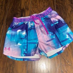 kids L under armour shorts